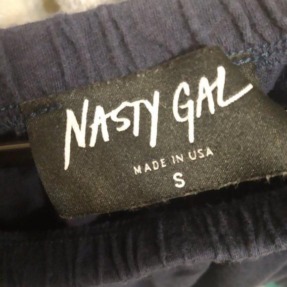 Nasty Gal Off-the-Shoulder Navy Blue Crop Top - Picture 4 of 6